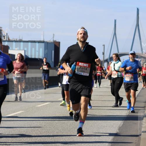 03.10.2025 - Köhlbrandbrückenlauf Strokosch-Dieckow http://msf.ph/oto/9163720 03.10.2025 13:04:07 Position 3 5631, 4269, 343, 6473 meine-sportfotos.de
