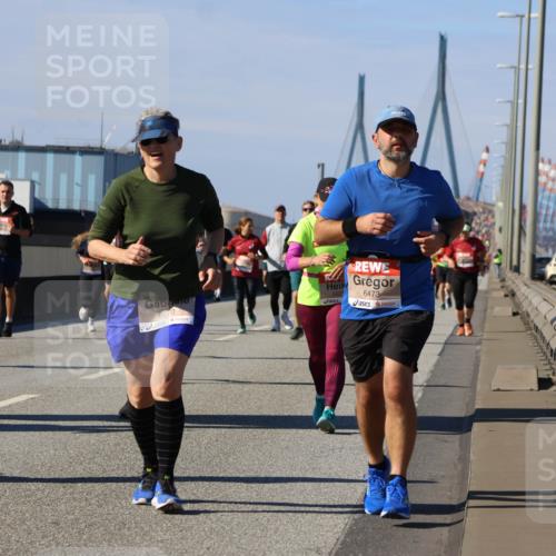 03.10.2025 - Köhlbrandbrückenlauf Strokosch-Dieckow http://msf.ph/oto/9163729 03.10.2025 13:04:11 Position 3 6261, 6070, 6473 meine-sportfotos.de