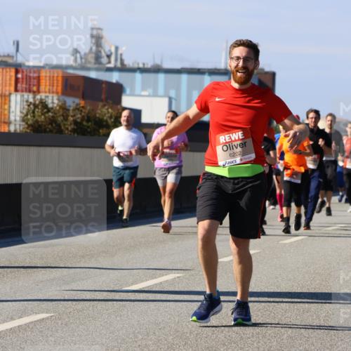 03.10.2025 - Köhlbrandbrückenlauf Strokosch-Dieckow http://msf.ph/oto/9163777 03.10.2025 13:04:30 Position 3 6202 meine-sportfotos.de
