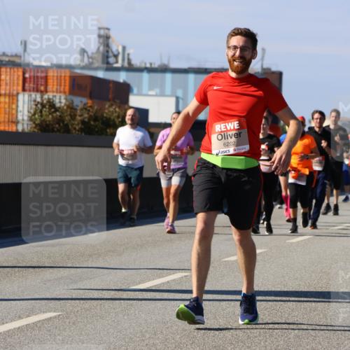 03.10.2025 - Köhlbrandbrückenlauf Strokosch-Dieckow http://msf.ph/oto/9163778 03.10.2025 13:04:30 Position 3 6202 meine-sportfotos.de