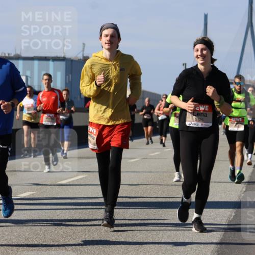 03.10.2025 - Köhlbrandbrückenlauf Strokosch-Dieckow http://msf.ph/oto/9163781 03.10.2025 13:04:38 Position 3 60, 5125 meine-sportfotos.de