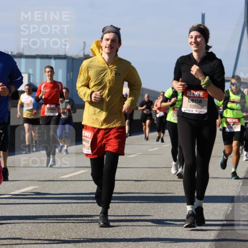03.10.2025 - Köhlbrandbrückenlauf Strokosch-Dieckow http://msf.ph/oto/9163785 03.10.2025 13:04:38 Position 3 62, 22, 5125 meine-sportfotos.de