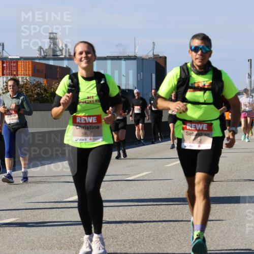 03.10.2025 - Köhlbrandbrückenlauf Strokosch-Dieckow http://msf.ph/oto/9163814 03.10.2025 13:04:43 Position 3 4904, 4, 5114, 5928 meine-sportfotos.de