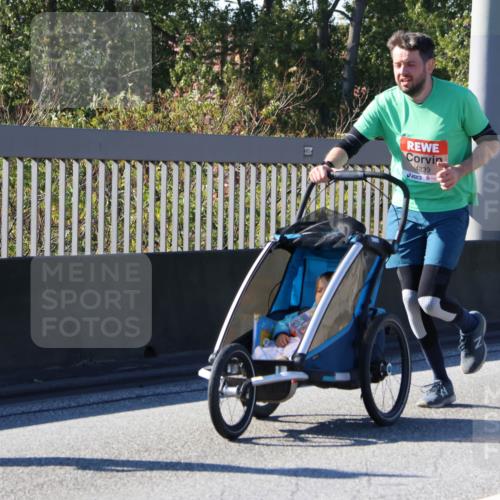 03.10.2025 - Köhlbrandbrückenlauf Strokosch-Dieckow http://msf.ph/oto/9163954 03.10.2025 13:05:36 Position 3 4239 meine-sportfotos.de