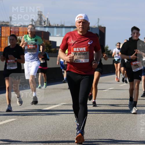 03.10.2025 - Köhlbrandbrückenlauf Strokosch-Dieckow http://msf.ph/oto/9164004 03.10.2025 13:06:04 Position 3 6652, 247, 5389, 5056, 4945 meine-sportfotos.de