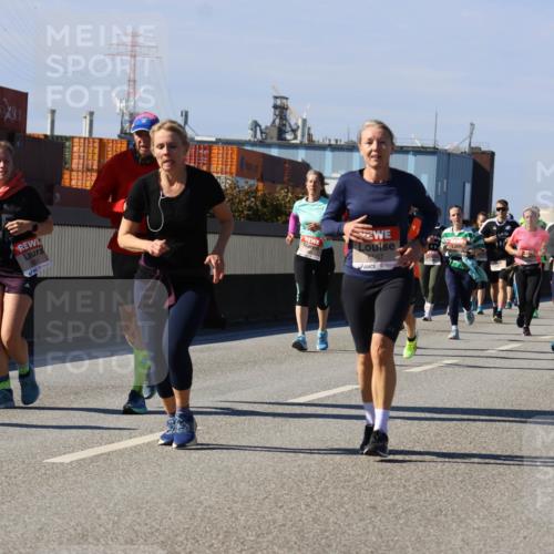 03.10.2025 - Köhlbrandbrückenlauf Strokosch-Dieckow http://msf.ph/oto/9164061 03.10.2025 13:06:20 Position 3 6557 meine-sportfotos.de