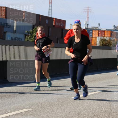 03.10.2025 - Köhlbrandbrückenlauf Strokosch-Dieckow http://msf.ph/oto/9164063 03.10.2025 13:06:20 Position 3 6557 meine-sportfotos.de