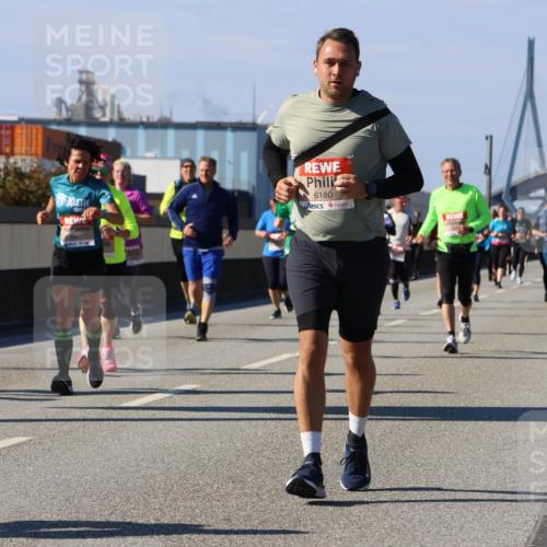 03.10.2025 - Köhlbrandbrückenlauf Strokosch-Dieckow http://msf.ph/oto/9164173 03.10.2025 13:07:13 Position 3 6180 meine-sportfotos.de