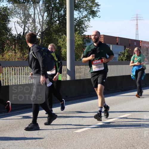 03.10.2025 - Köhlbrandbrückenlauf Strokosch-Dieckow http://msf.ph/oto/9164245 03.10.2025 13:07:38 Position 3 442, 6443 meine-sportfotos.de