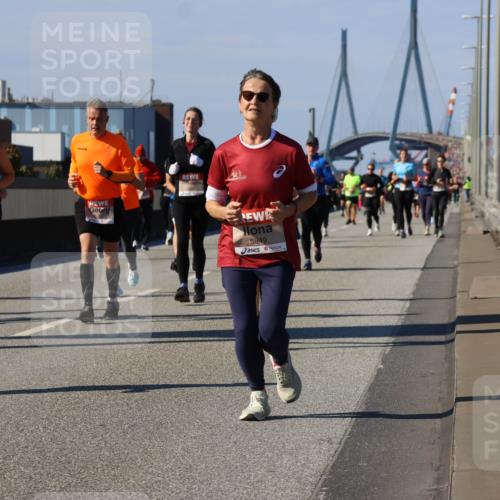 03.10.2025 - Köhlbrandbrückenlauf Strokosch-Dieckow http://msf.ph/oto/9164251 03.10.2025 13:07:40 Position 3 5949 meine-sportfotos.de