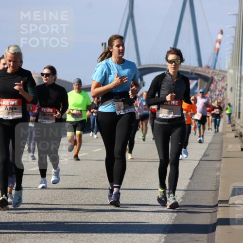 03.10.2025 - Köhlbrandbrückenlauf Strokosch-Dieckow http://msf.ph/oto/9164293 03.10.2025 13:07:53 Position 3 5285, 5288, 6757 meine-sportfotos.de