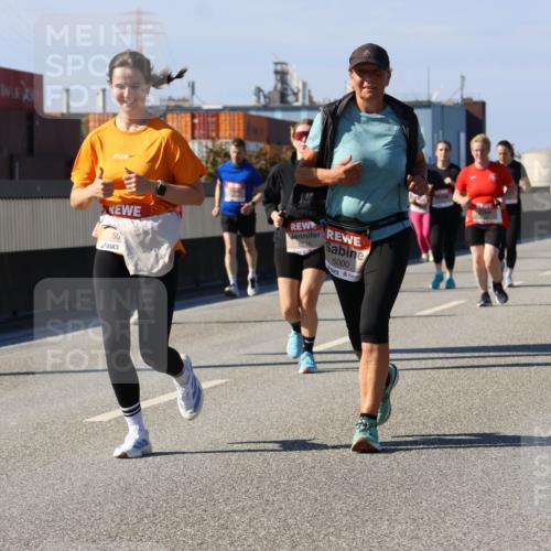 03.10.2025 - Köhlbrandbrückenlauf Strokosch-Dieckow http://msf.ph/oto/9164382 03.10.2025 13:08:40 Position 3 50, 5000 meine-sportfotos.de