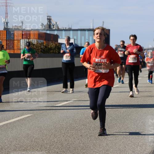 03.10.2025 - Köhlbrandbrückenlauf Strokosch-Dieckow http://msf.ph/oto/9164414 03.10.2025 13:08:51 Position 3 5470 meine-sportfotos.de