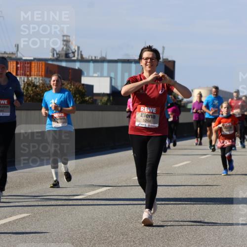 03.10.2025 - Köhlbrandbrückenlauf Strokosch-Dieckow http://msf.ph/oto/9164423 03.10.2025 13:08:54 Position 3 5344, 453, 5244 meine-sportfotos.de