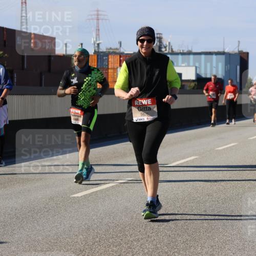03.10.2025 - Köhlbrandbrückenlauf Strokosch-Dieckow http://msf.ph/oto/9164544 03.10.2025 13:09:31 Position 3 6608, 5626 meine-sportfotos.de