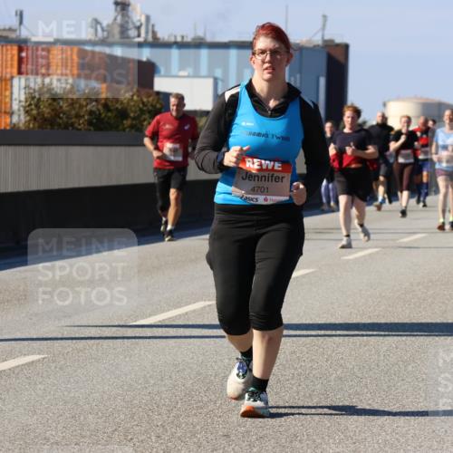 03.10.2025 - Köhlbrandbrückenlauf Strokosch-Dieckow http://msf.ph/oto/9164557 03.10.2025 13:09:33 Position 3 4701 meine-sportfotos.de
