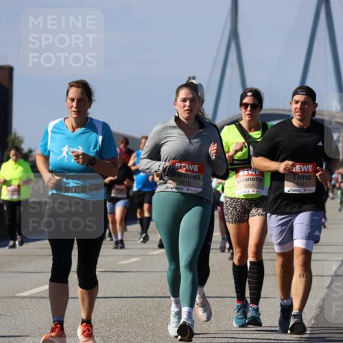 03.10.2025 - Köhlbrandbrückenlauf Strokosch-Dieckow http://msf.ph/oto/9164603 03.10.2025 13:09:59 Position 3 4218, 6223, 4141, 040 meine-sportfotos.de