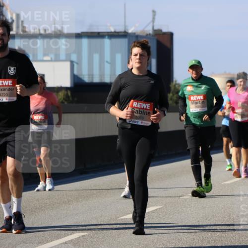 03.10.2025 - Köhlbrandbrückenlauf Strokosch-Dieckow http://msf.ph/oto/9164632 03.10.2025 13:10:19 Position 3 4720, 5369, 5621, 5318 meine-sportfotos.de