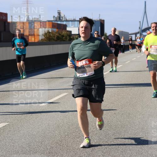 03.10.2025 - Köhlbrandbrückenlauf Strokosch-Dieckow http://msf.ph/oto/9164698 03.10.2025 13:10:52 Position 3 5030, 5574, 6147 meine-sportfotos.de