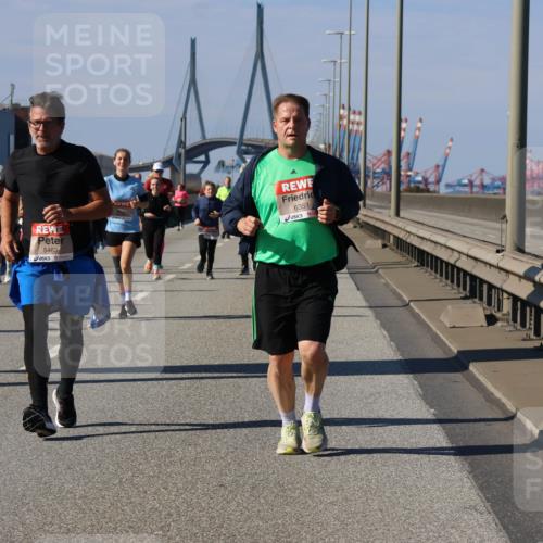 03.10.2025 - Köhlbrandbrückenlauf Strokosch-Dieckow http://msf.ph/oto/9164737 03.10.2025 13:11:08 Position 3 5463, 6351 meine-sportfotos.de
