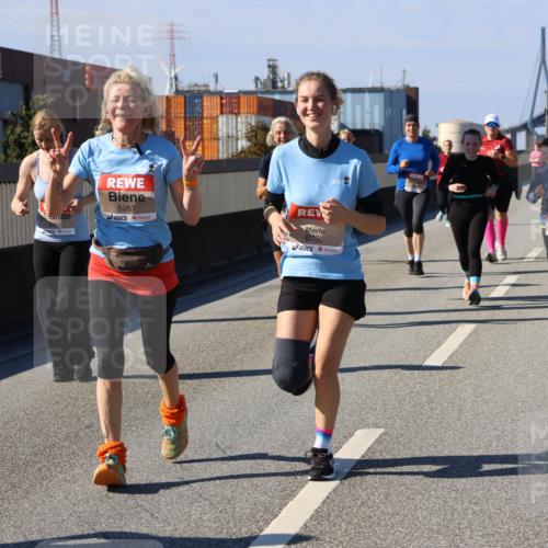 03.10.2025 - Köhlbrandbrückenlauf Strokosch-Dieckow http://msf.ph/oto/9164764 03.10.2025 13:11:15 Position 3 5267, 6736 meine-sportfotos.de