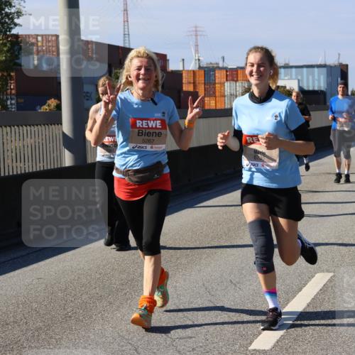 03.10.2025 - Köhlbrandbrückenlauf Strokosch-Dieckow http://msf.ph/oto/9164776 03.10.2025 13:11:15 Position 3 5267, 6736 meine-sportfotos.de