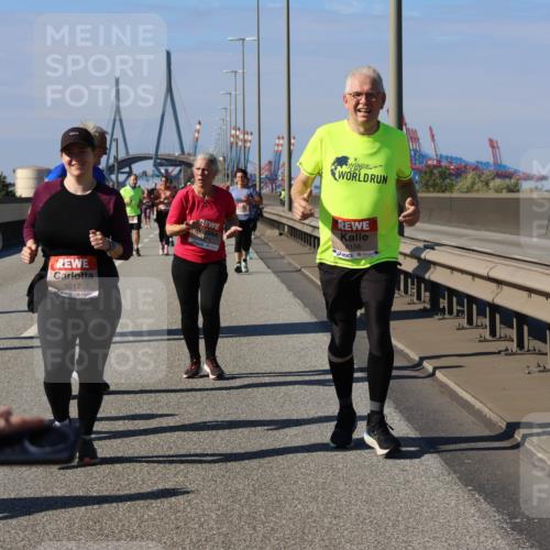 03.10.2025 - Köhlbrandbrückenlauf Strokosch-Dieckow http://msf.ph/oto/9164799 03.10.2025 13:11:20 Position 3 5017, 6156 meine-sportfotos.de