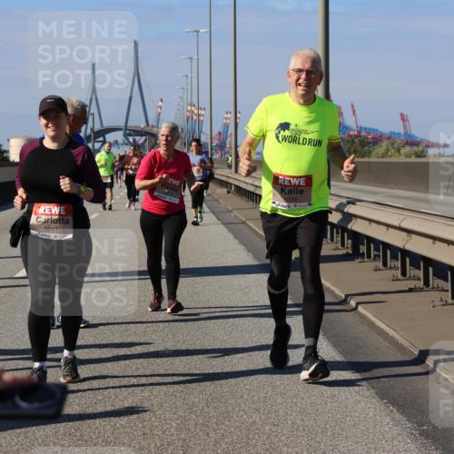 03.10.2025 - Köhlbrandbrückenlauf Strokosch-Dieckow http://msf.ph/oto/9164801 03.10.2025 13:11:20 Position 3 5017, 6156 meine-sportfotos.de