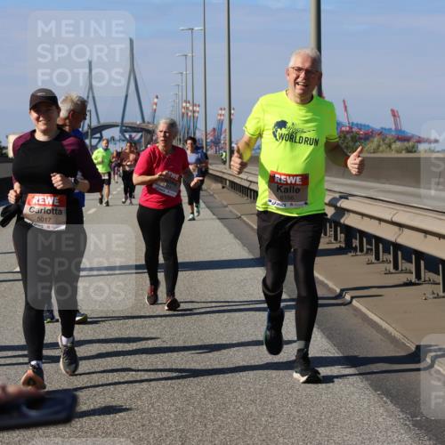 03.10.2025 - Köhlbrandbrückenlauf Strokosch-Dieckow http://msf.ph/oto/9164803 03.10.2025 13:11:20 Position 3 5017, 6156 meine-sportfotos.de