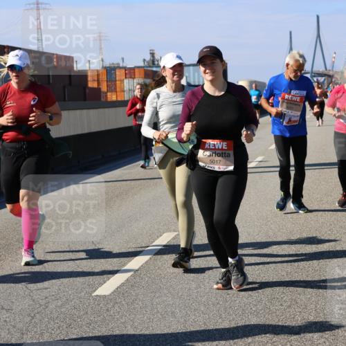 03.10.2025 - Köhlbrandbrückenlauf Strokosch-Dieckow http://msf.ph/oto/9164806 03.10.2025 13:11:21 Position 3 5017, 5077, 474 meine-sportfotos.de