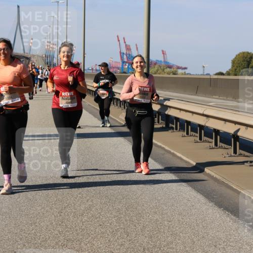 03.10.2025 - Köhlbrandbrückenlauf Strokosch-Dieckow http://msf.ph/oto/9164854 03.10.2025 13:11:34 Position 3 6287, 5354, 4948, 5515 meine-sportfotos.de