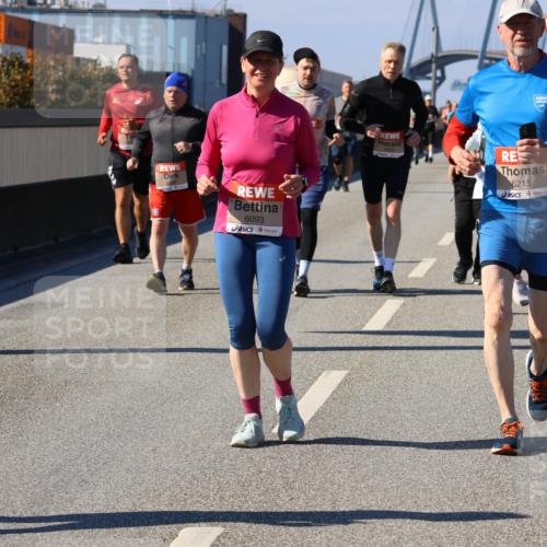 03.10.2025 - Köhlbrandbrückenlauf Strokosch-Dieckow http://msf.ph/oto/9164891 03.10.2025 13:11:50 Position 3 6093, 6215 meine-sportfotos.de