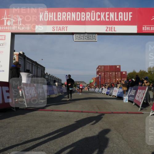 03.10.2025 - Köhlbrandbrückenlauf Matties Gatica Varas http://msf.ph/oto/9164918 03.10.2025 09:56:12 Ziel 1095, 1230, 3183, 3223, 3249, 3337, 3593, 3834 meine-sportfotos.de