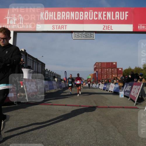 03.10.2025 - Köhlbrandbrückenlauf Matties Gatica Varas http://msf.ph/oto/9164929 03.10.2025 09:56:15 Ziel 1230, 3183, 3223, 3249, 3337, 3593, 3834 meine-sportfotos.de