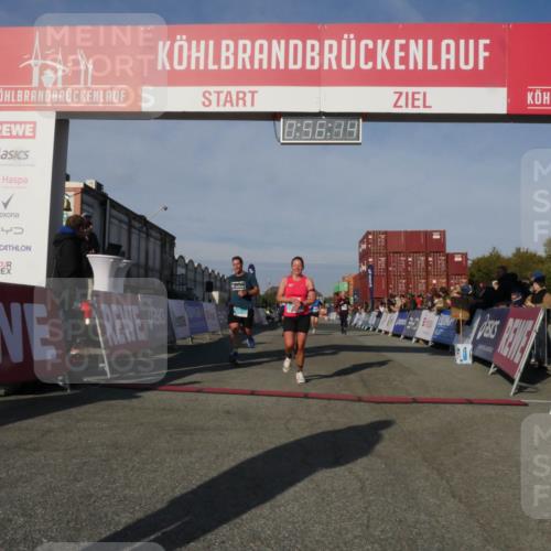 03.10.2025 - Köhlbrandbrückenlauf Matties Gatica Varas http://msf.ph/oto/9164932 03.10.2025 09:56:16 Ziel 1069, 1230, 3183, 3223, 3249, 3337, 3593, 3834 meine-sportfotos.de