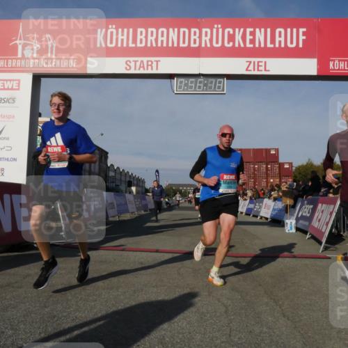 03.10.2025 - Köhlbrandbrückenlauf Matties Gatica Varas http://msf.ph/oto/9164949 03.10.2025 09:56:20 Ziel 1069, 3183, 3337 meine-sportfotos.de