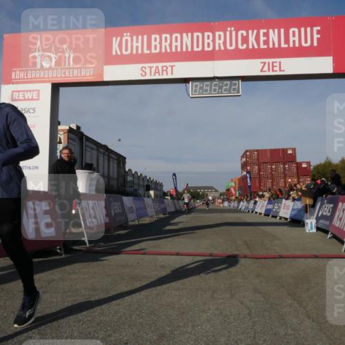 03.10.2025 - Köhlbrandbrückenlauf Matties Gatica Varas http://msf.ph/oto/9164963 03.10.2025 09:56:23 Ziel 1069, 3354 meine-sportfotos.de
