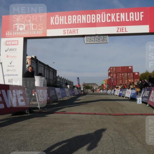 03.10.2025 - Köhlbrandbrückenlauf Matties Gatica Varas http://msf.ph/oto/9164967 03.10.2025 09:56:24 Ziel 1069, 1421, 3354 meine-sportfotos.de
