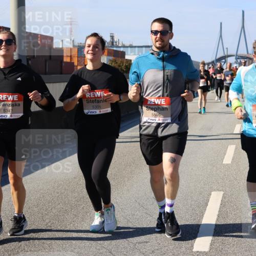 03.10.2025 - Köhlbrandbrückenlauf Strokosch-Dieckow http://msf.ph/oto/9164980 03.10.2025 13:12:14 Position 3 5347, 5301, 5505, 6547 meine-sportfotos.de