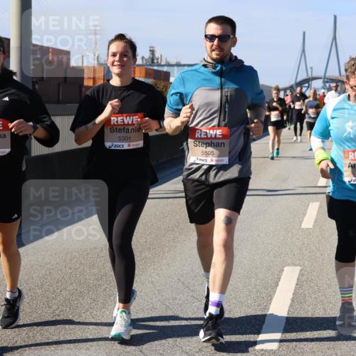 03.10.2025 - Köhlbrandbrückenlauf Strokosch-Dieckow http://msf.ph/oto/9164982 03.10.2025 13:12:14 Position 3 5347, 5301, 5505, 6547 meine-sportfotos.de