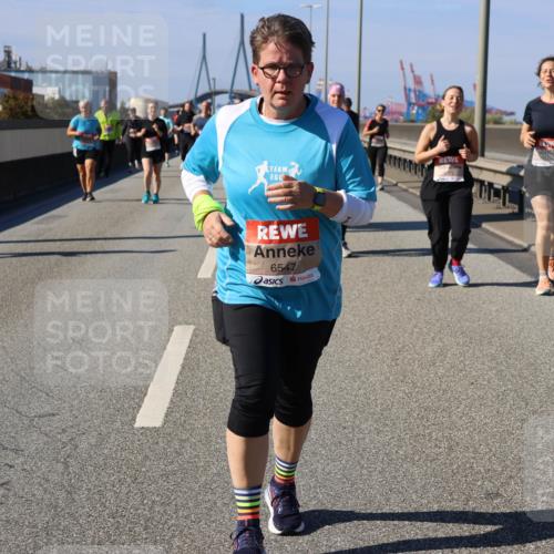 03.10.2025 - Köhlbrandbrückenlauf Strokosch-Dieckow http://msf.ph/oto/9164991 03.10.2025 13:12:15 Position 3 6547 meine-sportfotos.de