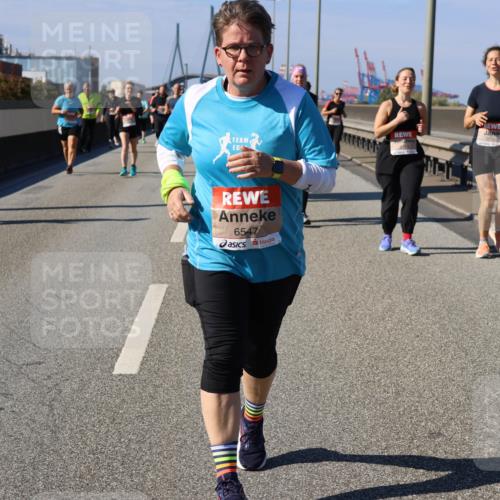03.10.2025 - Köhlbrandbrückenlauf Strokosch-Dieckow http://msf.ph/oto/9164993 03.10.2025 13:12:15 Position 3 6547, 5772 meine-sportfotos.de