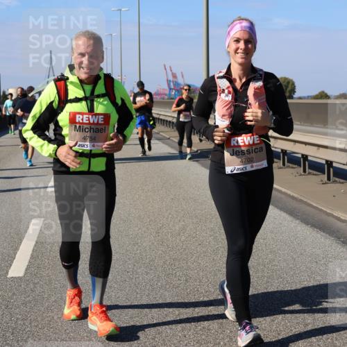 03.10.2025 - Köhlbrandbrückenlauf Strokosch-Dieckow http://msf.ph/oto/9164996 03.10.2025 13:12:19 Position 3 4754, 4702 meine-sportfotos.de