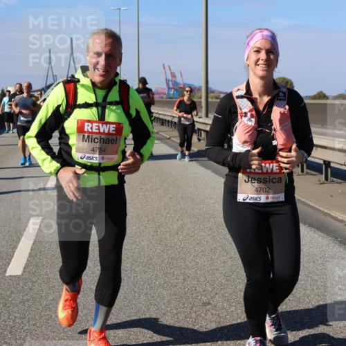 03.10.2025 - Köhlbrandbrückenlauf Strokosch-Dieckow http://msf.ph/oto/9165003 03.10.2025 13:12:20 Position 3 4754, 4702 meine-sportfotos.de