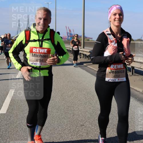 03.10.2025 - Köhlbrandbrückenlauf Strokosch-Dieckow http://msf.ph/oto/9165008 03.10.2025 13:12:20 Position 3 4754, 4702 meine-sportfotos.de