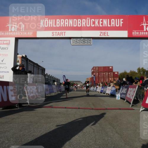 03.10.2025 - Köhlbrandbrückenlauf Matties Gatica Varas http://msf.ph/oto/9165009 03.10.2025 09:56:38 Ziel 1023, 1085, 1103, 1150, 1261, 3402, 3544, 3763 meine-sportfotos.de