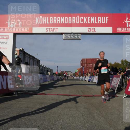 03.10.2025 - Köhlbrandbrückenlauf Matties Gatica Varas http://msf.ph/oto/9165021 03.10.2025 09:56:40 Ziel 1023, 1103, 1150, 1261, 1703, 3402, 3544, 3763 meine-sportfotos.de