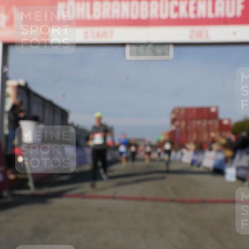 03.10.2025 - Köhlbrandbrückenlauf Matties Gatica Varas http://msf.ph/oto/9165046 03.10.2025 09:56:47 Ziel 1023, 1050, 1065, 1103, 1150, 1261, 1703, 3491, 3531, 3763 meine-sportfotos.de