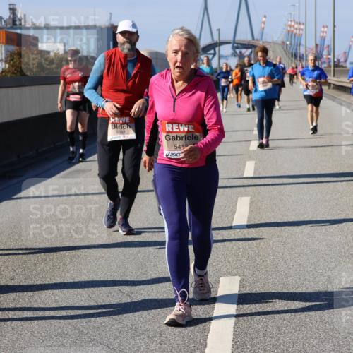 03.10.2025 - Köhlbrandbrückenlauf Strokosch-Dieckow http://msf.ph/oto/9165047 03.10.2025 13:12:32 Position 3 5057, 5412 meine-sportfotos.de