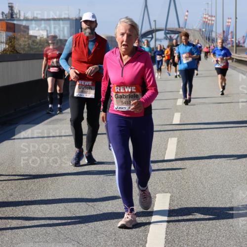 03.10.2025 - Köhlbrandbrückenlauf Strokosch-Dieckow http://msf.ph/oto/9165050 03.10.2025 13:12:32 Position 3 5057, 5413 meine-sportfotos.de